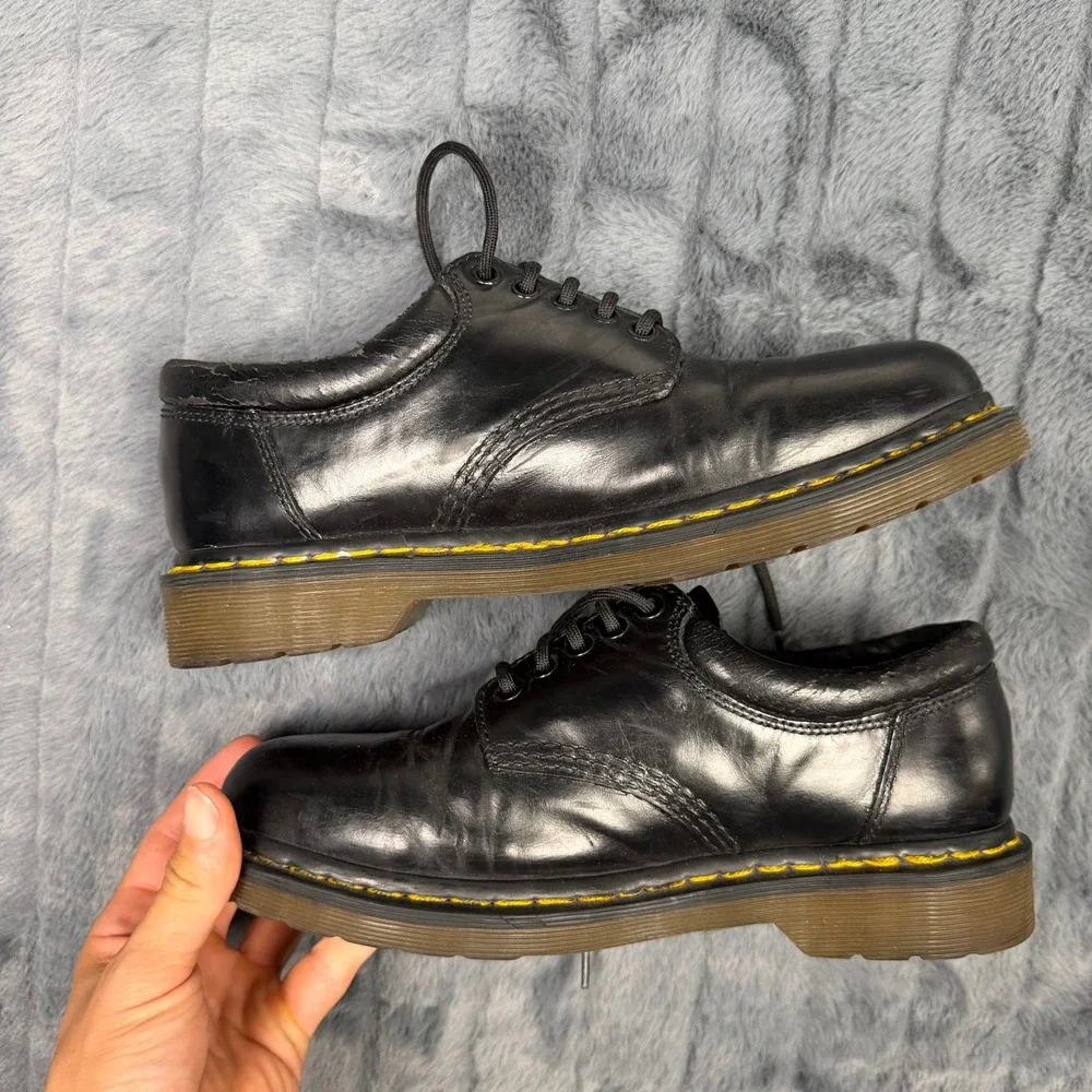 Dr. Martens 8053 Oxford Mens 9 Black Leather Padded Collar 5-Eye Lace Up 11849